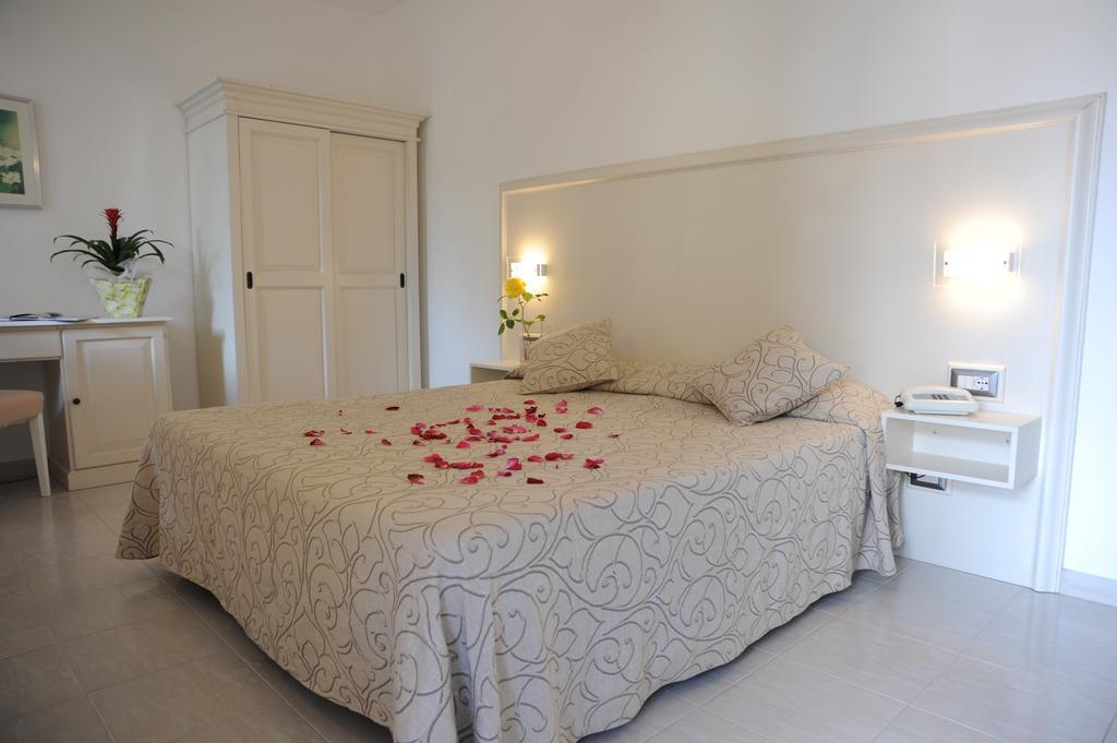 Hotel Barsalini SantʼAndrea Chambre photo