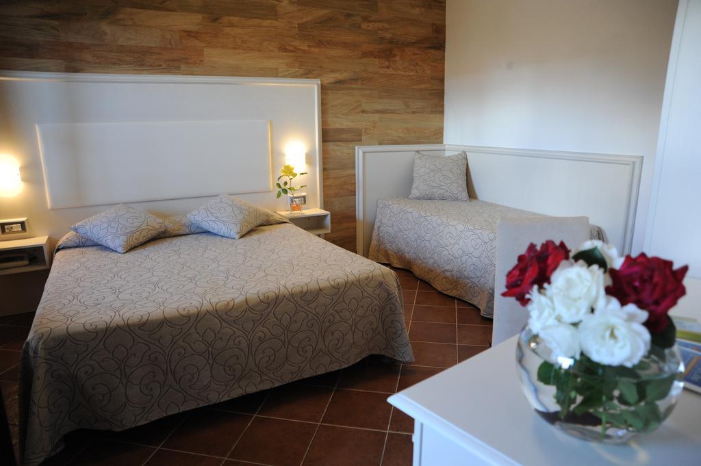 Hotel Barsalini SantʼAndrea Chambre photo